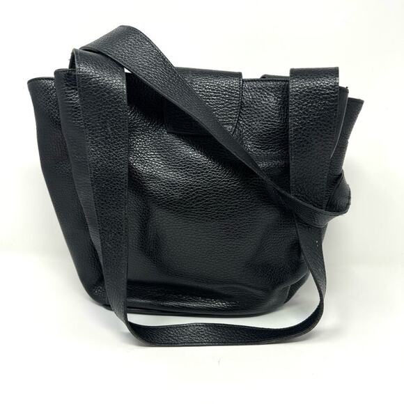 Nina Ricci Vintage Black Pebbled Leather Bucket Shoulder Bag – Gold Turnlock - Picture 2 of 8